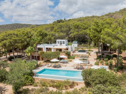 Can Calma Area Front View