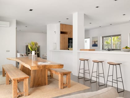 Can Torrent Dining Table Kitchen Bar