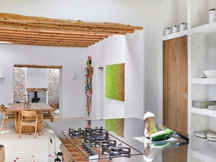 Can Curt Kitchen Dining Area