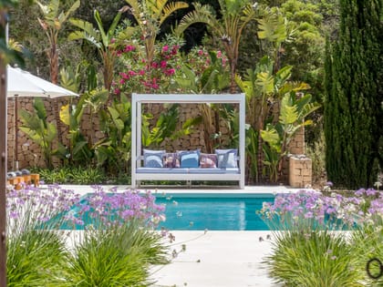 Can Coco Entrance Door Pool Bed