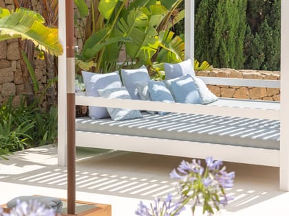 Can Coco Pool Sunbeds Detail
