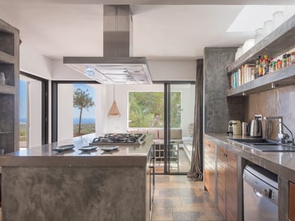 Can Yondal Kitchen Views
