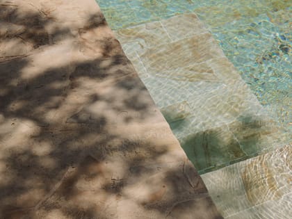 Can Yondal Pool Steps