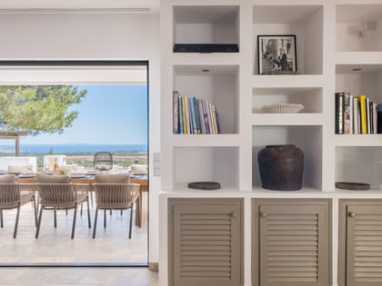 Can Yondal Shelves