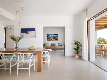 Can Tomas Dining Living Room