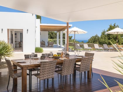 Can Tomas Exterior Dining
