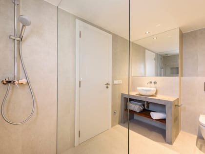 Can Dalt Shower Bathroom