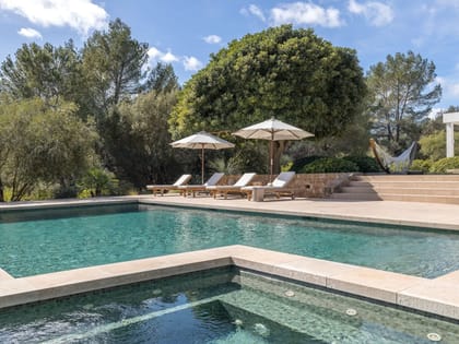 Can Carabasso Pools
