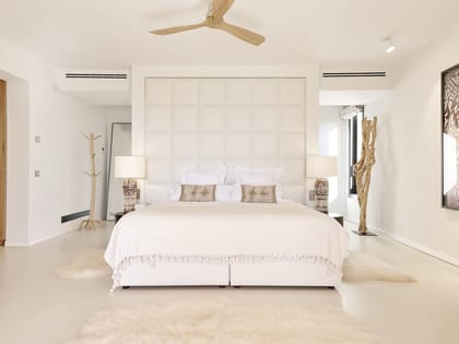 Villa Del Sol Double Bedroom Bed