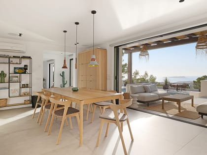 Can Sankisha Dining Room Views