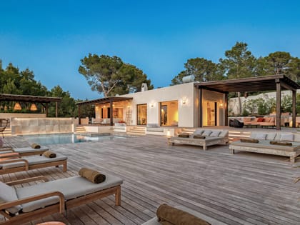 Can Sankisha Pool Terrace