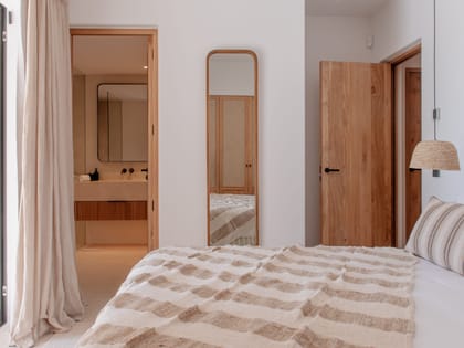 Can Livina Double Room Bathroom Entrance