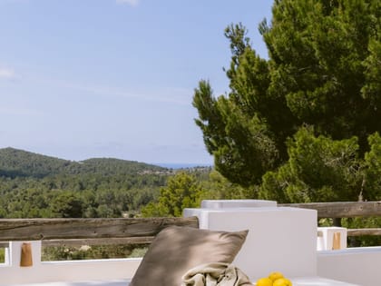 Can Yondal Exterior Bed