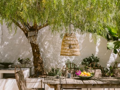 Can Yondal Exterior Dining Table Detail