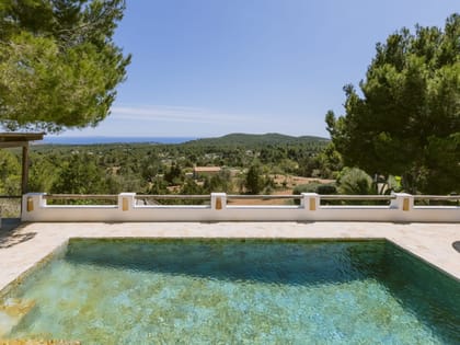 Can Yondal Pool Sea View