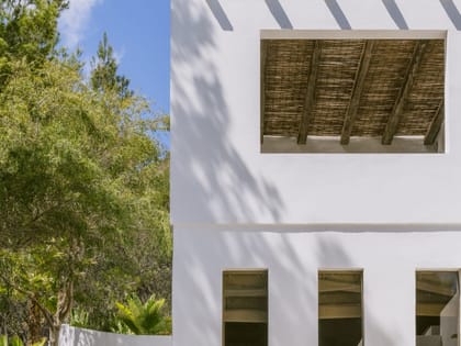 Can Yondal Side Stairway