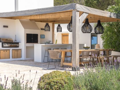 Villa Odiya Exterior Dining Bbq