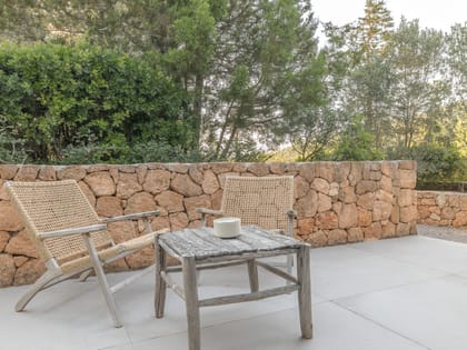 Can Drago Terrace Chairs Table.