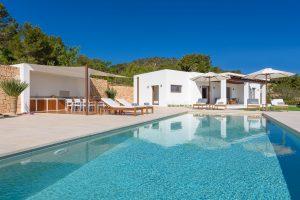 Charmante Mietvilla mit 3 Schlafzimmern und privatem Pool