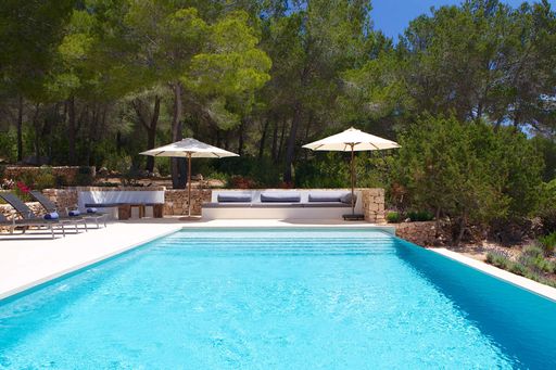 villas with heated pools