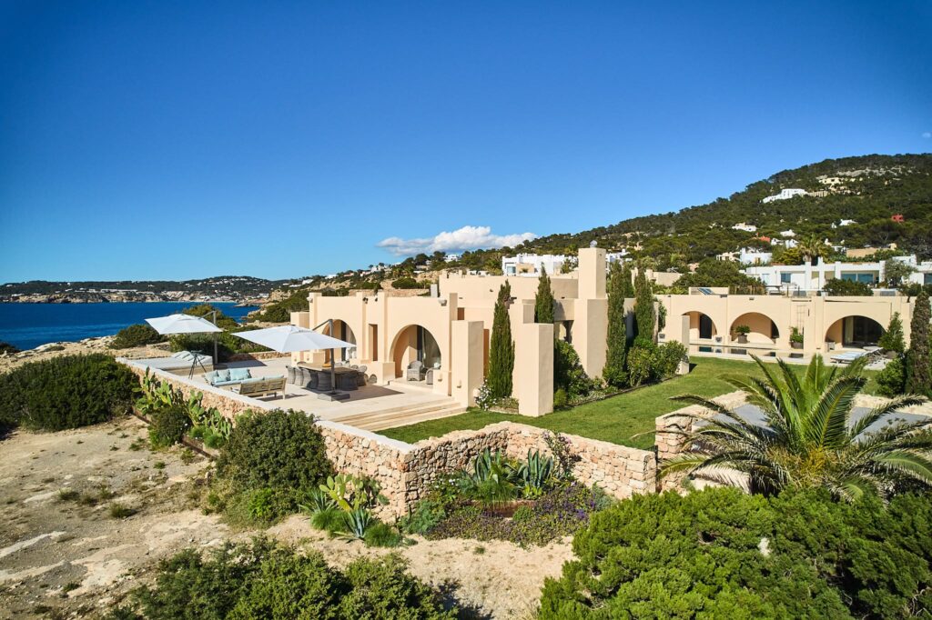 The clifftop luxury Ibiza villa of Villa del Sol with stunning views.